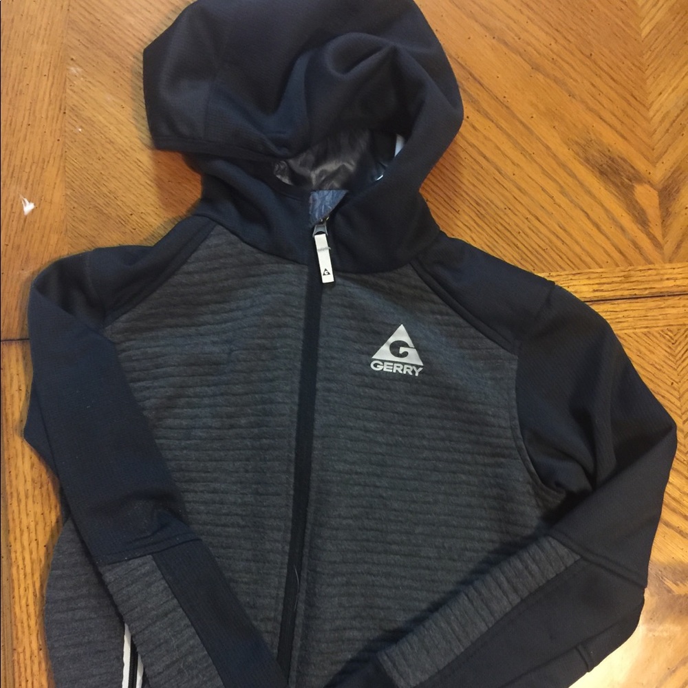 Boys Gerry black hoodie size Small 7/8